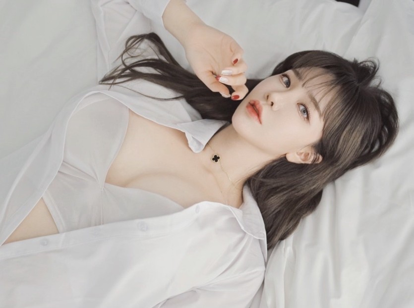 겨우디의 그라운드 : 감탄 굿즈 마켓 oround